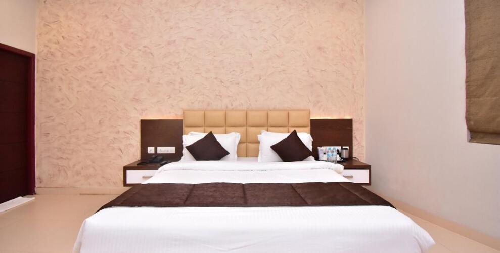 Hotel Le Sapphire Sultan Bathery Εξωτερικό φωτογραφία